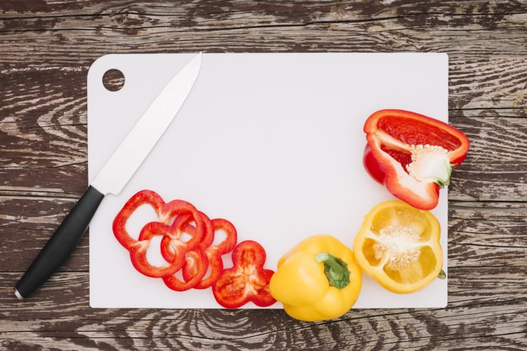 Plastic Chopping Board Plastic chopping boards are the second most commonly used variant of chopping boards. They are both economical and durable. However, they are non-porous and bacteria tend to stick to the surface of these boards.
