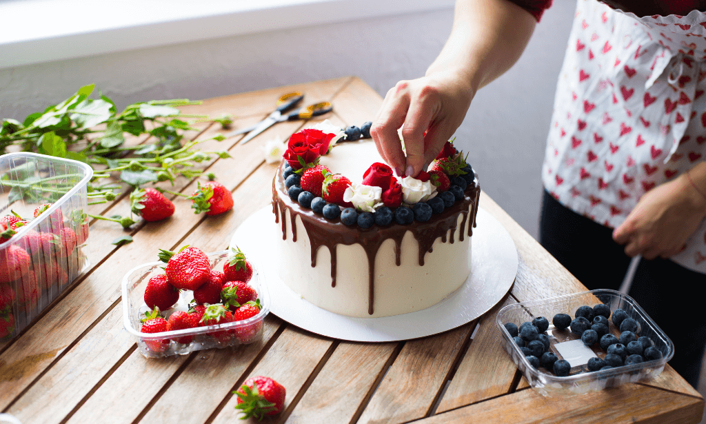 Cake Baking, Decorating & Frosting Training Course
