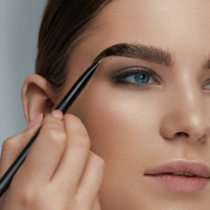 Brow Lift & Lamination with Brow Hair Re-Modeling